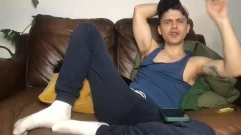 CamDoAttitude online show from April 17, 9:50 pm