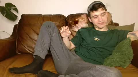 CamDoAttitude online show from February 26, 8:36 pm