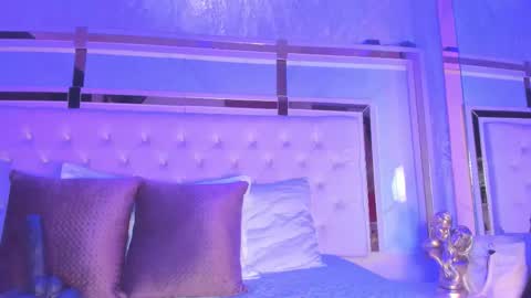 cameron_hearts online show from February 16, 12:25 pm