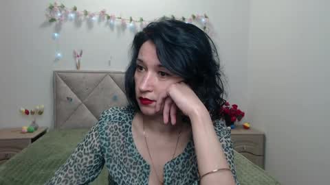 Cameronenns online show from April 3, 1:51 pm