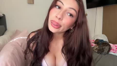 Camila online show from March 13, 7:28 pm