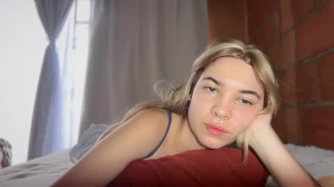 Camii online show from December 14, 9:10 pm