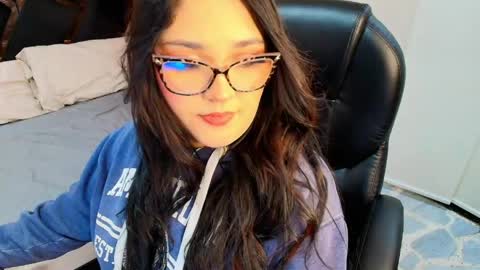 Camila Osorio online show from April 15, 7:58 pm