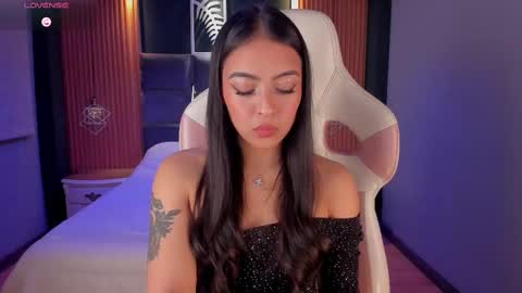 Camila online show from October 1, 4:00 am