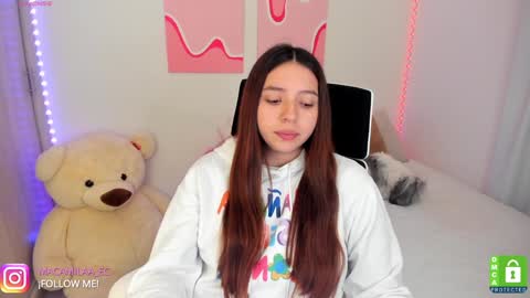  C A M I  online show from January 5, 11:12 pm