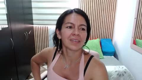 Camila Vargas online show from May 5, 10:15 pm