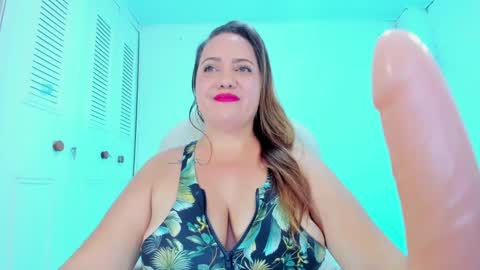 Snapshot of camilaa_foxxx chatting on February 18, 6:58 pm camilaa foxxx online show from February 18, 6:58 pm