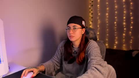 CAMILAA LEE  online show from October 28, 2:34 am