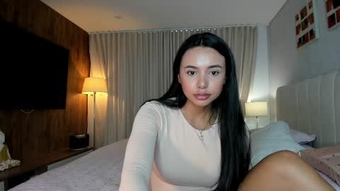 Camila online show from February 20, 9:06 pm