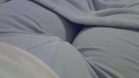 flash 50 tokens BIG CLIT  tits pussy. masturbation big clit 150 tokens fingers inside pussy 1000 tk  pump big clit 300 tk online show from March 28, 9:05 pm