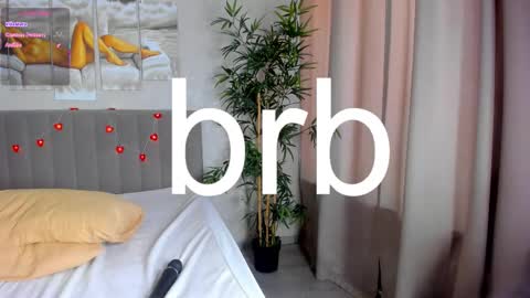 Camilla online show from February 16, 8:01 am