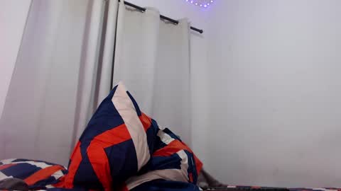 Snapshot of camillo_beischel_ chatting on September 11, 3:57 pm camillo_beischel_ online show from September 11, 3:57 pm