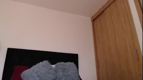 Snapshot of camilo_contre21 chatting on October 2, 6:07 pm camilo_contre21 online show from October 2, 6:07 pm