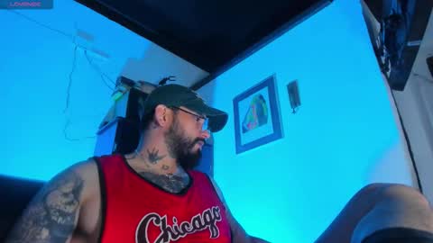 Snapshot of camilomayer chatting on October 21, 4:54 pm Camilo online show from October 21, 4:54 pm