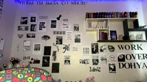 Julia online show from February 23, 6:15 am