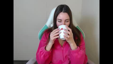 cammila horn online show from March 2, 6:14 am