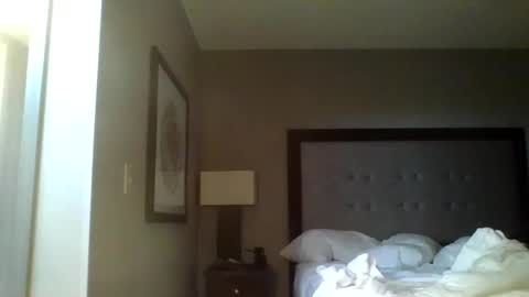 Snapshot of cammyman6900 chatting on January 29, 11:14 pm cammyman6900 online show from January 29, 11:14 pm