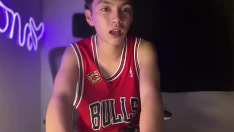 Snapshot of camwithethan chatting on October 24, 5:36 pm Ethan online show from October 24, 5:36 pm