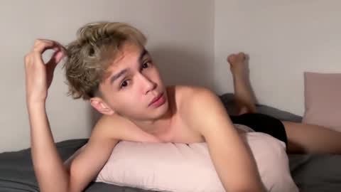 Ethan online show from March 5, 10:02 am