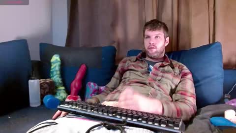 mark the Slut online show from February 16, 5:05 am