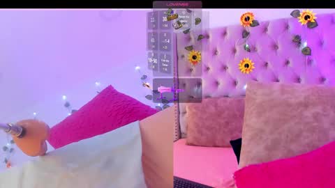 Snapshot of candiegilson__ chatting on September 13, 5:04 pm Candie  online show from September 13, 5:04 pm
