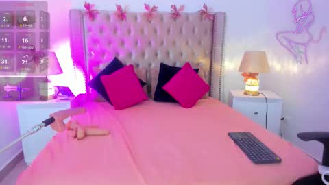 Candie  online show from March 22, 11:36 am