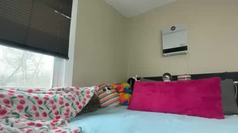 Candi may online show from March 17, 2:44 pm