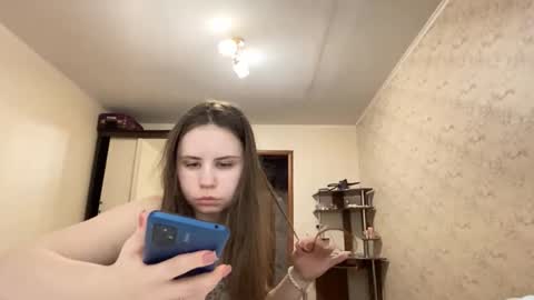 Isabella online show from November 27, 9:28 am