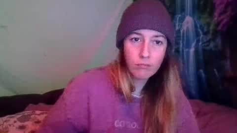 Candi online show from December 4, 7:30 am