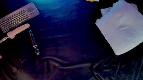 Snapshot of candle_lz chatting on January 30, 6:03 am candle_lz online show from January 30, 6:03 am