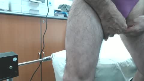 candy1960 online show from October 24, 9:10 am