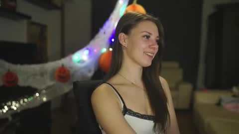 Candy Storm online show from October 27, 8:20 pm