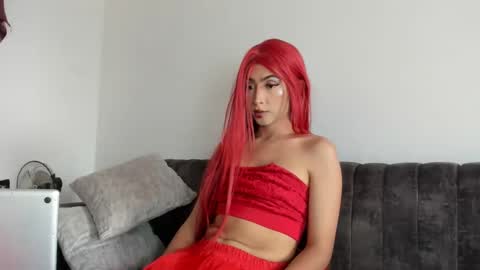 Snapshot of candy_cumy1 chatting on September 29, 9:25 pm Dayan Camila online show from September 29, 9:25 pm