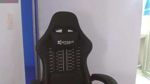 candy_giuliana21 online show from February 18, 1:05 am