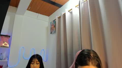 candy_kitty7343 online show from April 8, 4:59 am