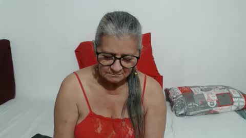 candy online show from May 16, 1:57 am