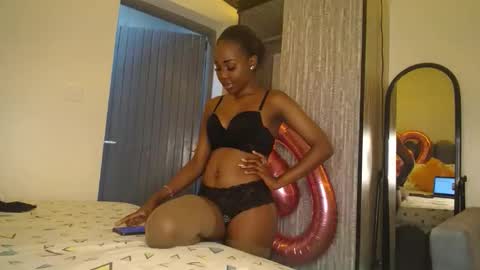 CANDY online show from February 4, 7:29 pm