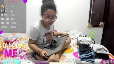 candy_val online show from February 2, 7:05 am