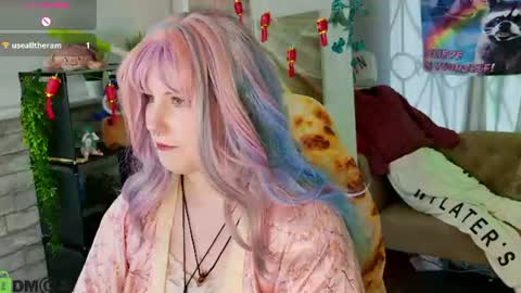 Mary online show from July 3, 1:10 am