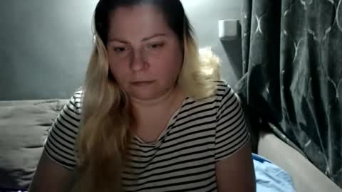 Laura online show from January 16, 7:01 pm