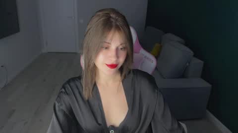 You can call me HH online show from May 28, 5:00 pm