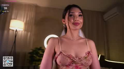 Anna online show from March 17, 6:13 pm