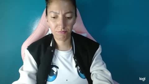 candymilfff online show from February 3, 4:44 pm