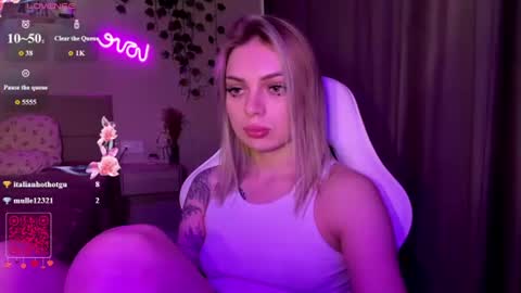 Candy online show from June 19, 12:22 pm