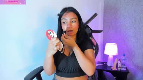 Candys Victoria online show from September 16, 4:15 am