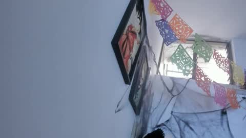 candytyler_ online show from October 12, 4:10 pm