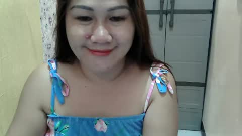 candyyonah03 online show from June 28, 7:54 pm
