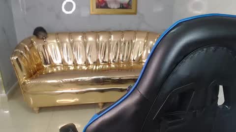 canela_s1 online show from October 3, 9:34 pm