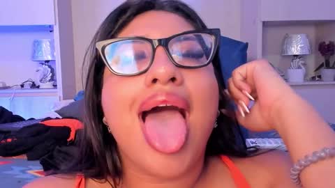 GABRIELA LOPEZ online show from March 14, 12:03 am