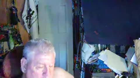 Snapshot of canoelicker69 chatting on September 29, 7:46 pm canoelicker69 online show from September 29, 7:46 pm